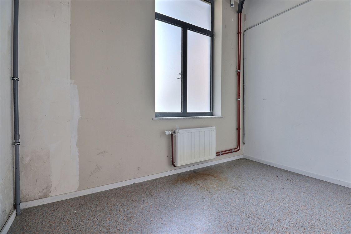 Local commercial à WÉPION (0 chambre)