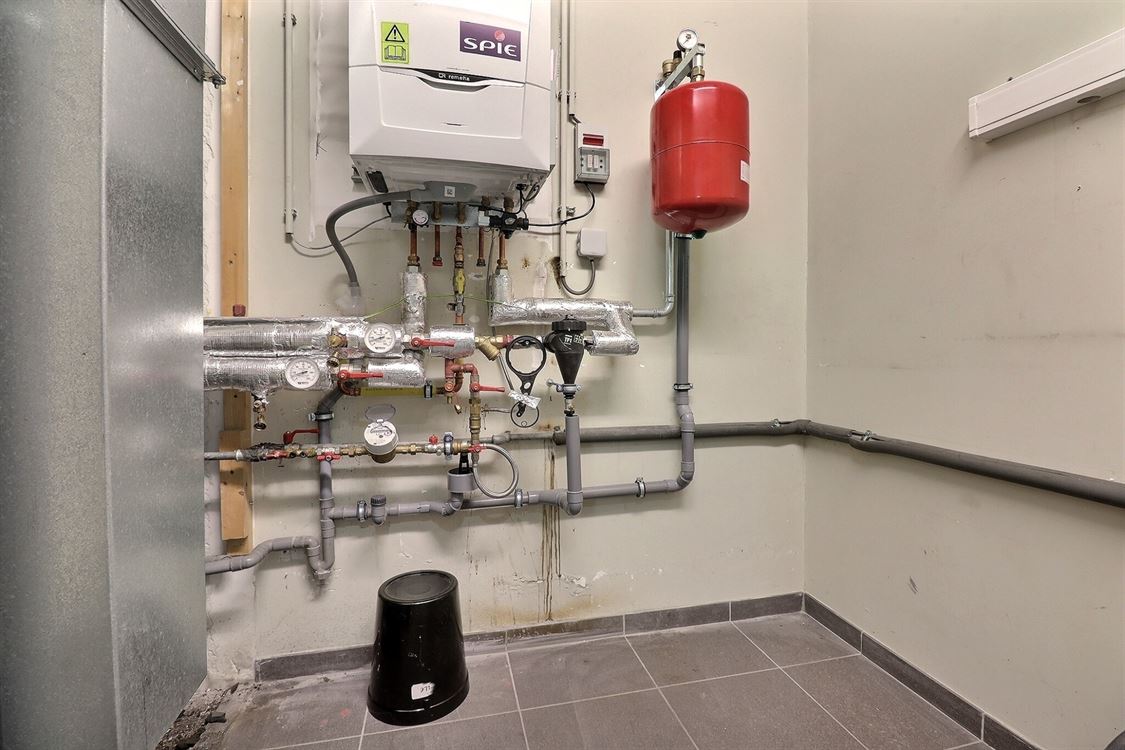 Local commercial à WÉPION (0 chambre)