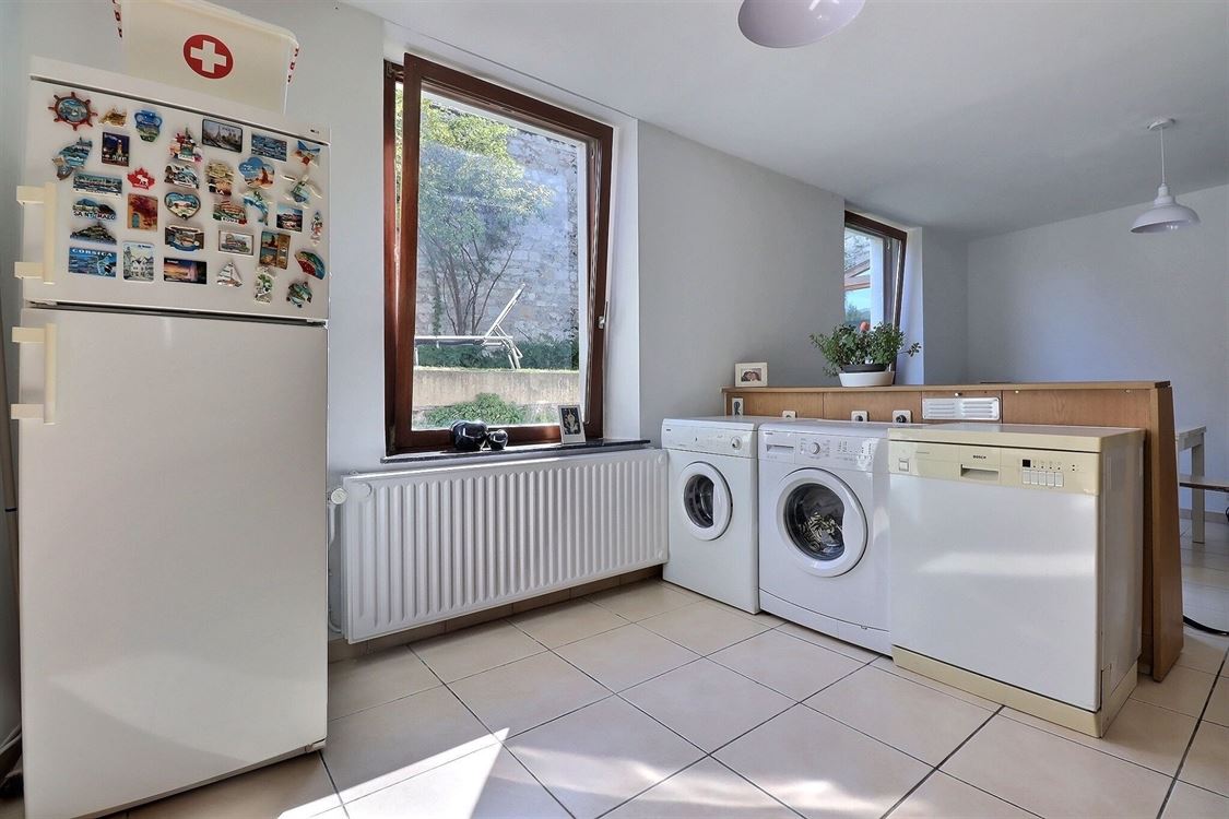 Immeuble de rapport à PROFONDEVILLE (4 chambres)