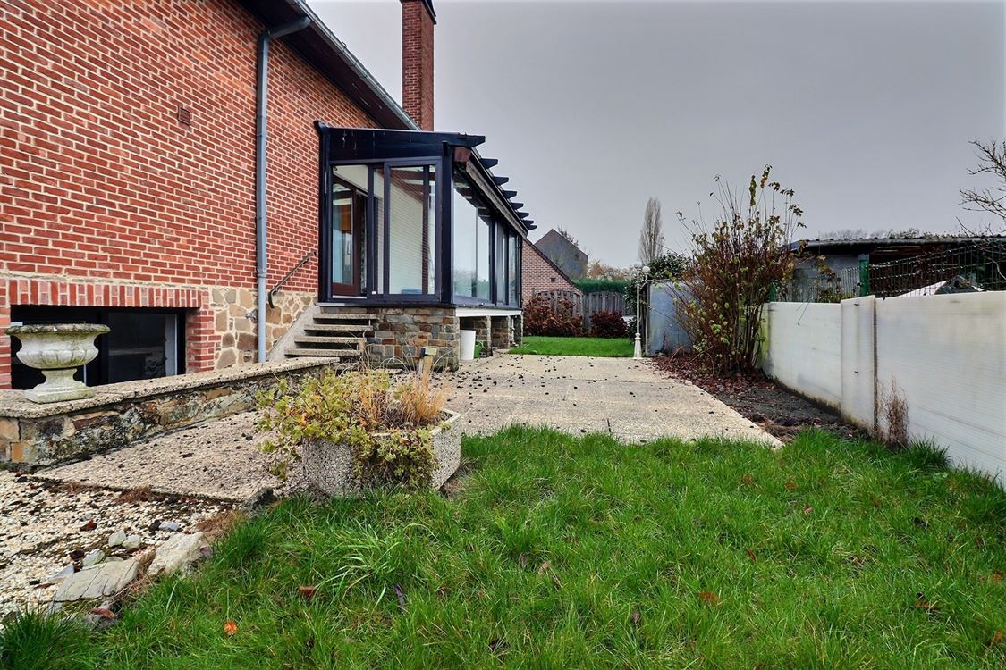 Villa/maison/ferme à SUARLÉE (3 chambres)