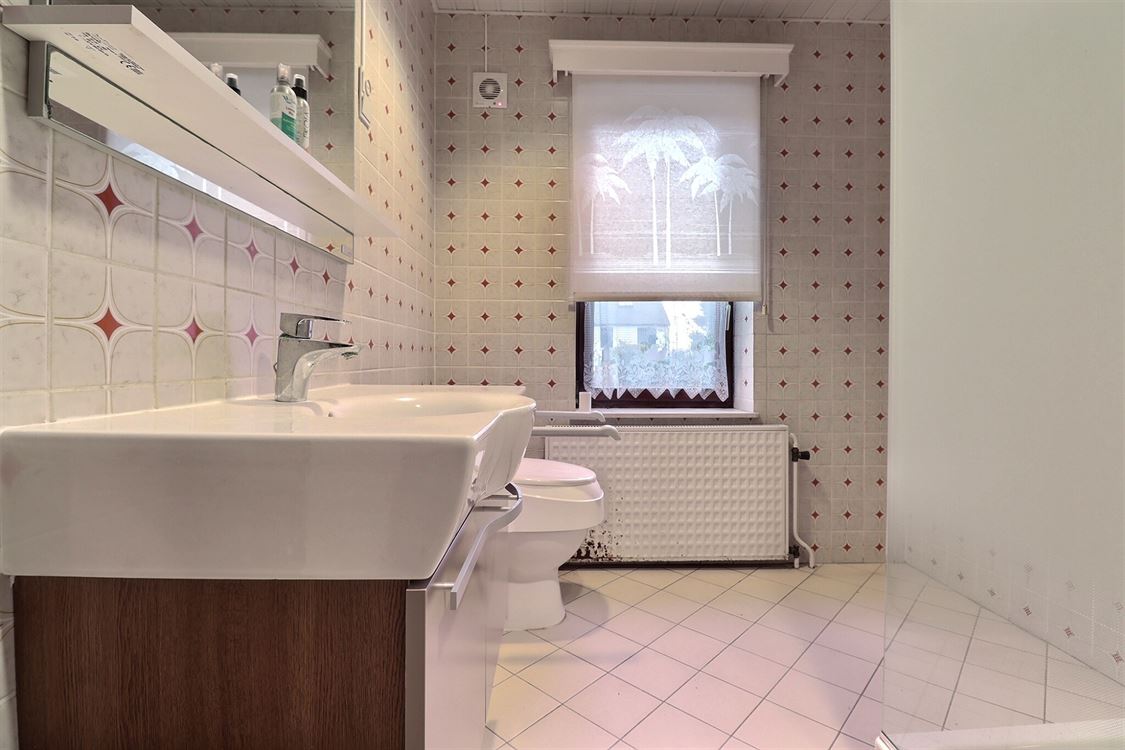 Villa/maison/ferme à SUARLÉE (3 chambres)