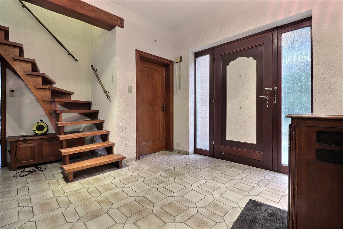 Villa/maison/ferme à SUARLÉE (3 chambres)