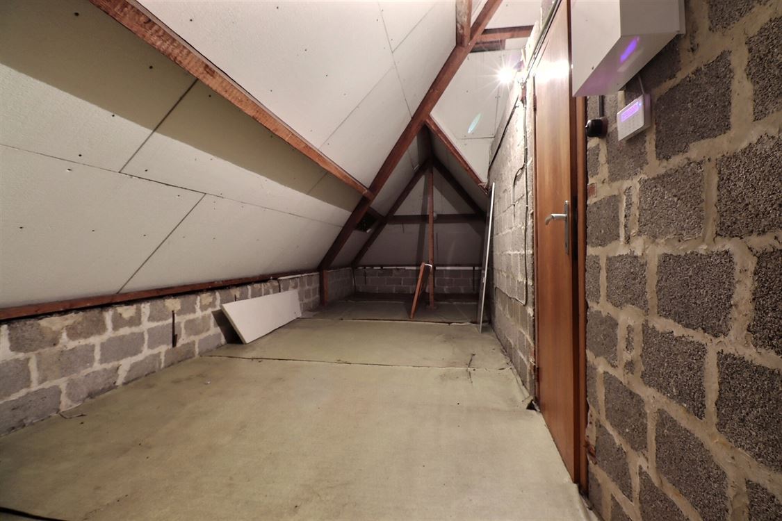 Villa/maison/ferme à SUARLÉE (3 chambres)