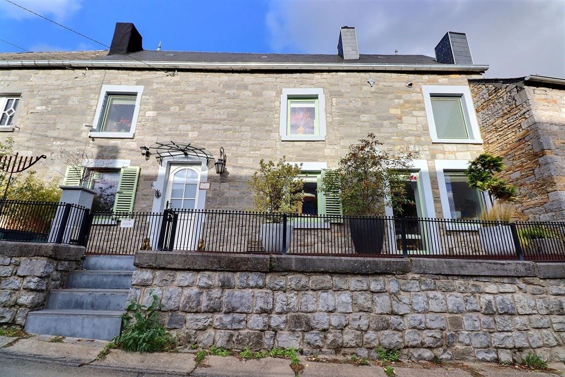 Villa/maison/ferme à EVREHAILLES (2 chambres)