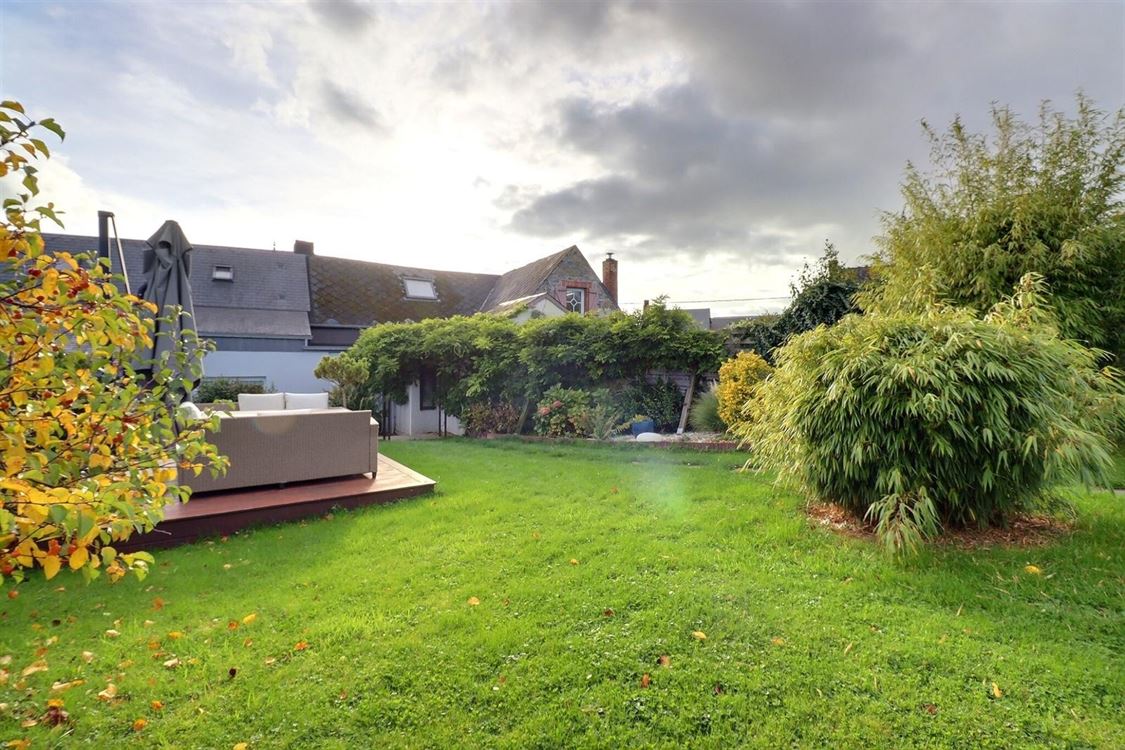 Villa/maison/ferme à EVREHAILLES (2 chambres)