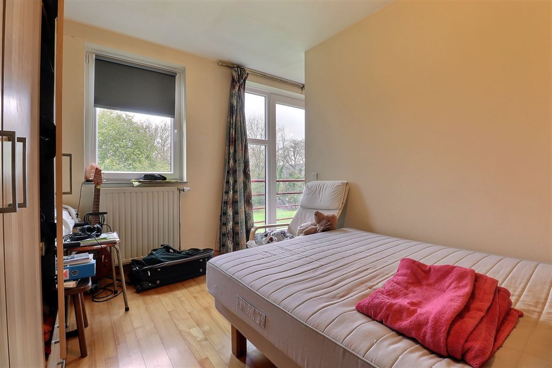 Appartement à JAMBES (1 chambre)