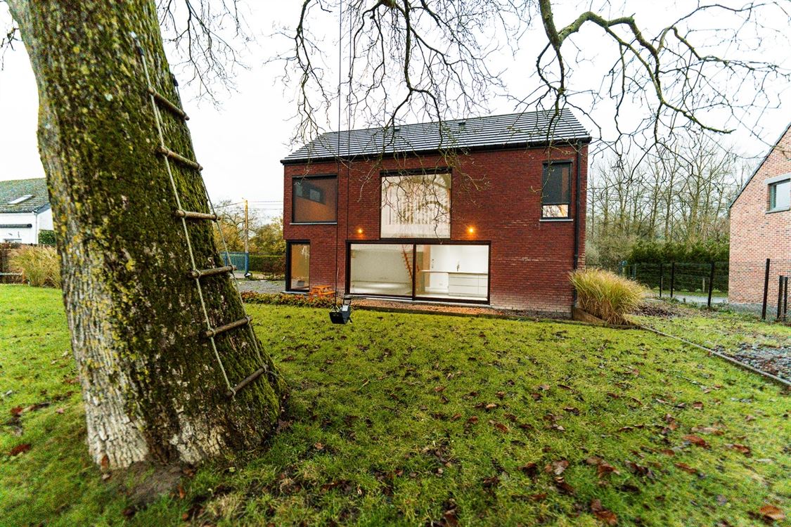 Villa/maison/ferme à MEHAIGNE (3 chambres)