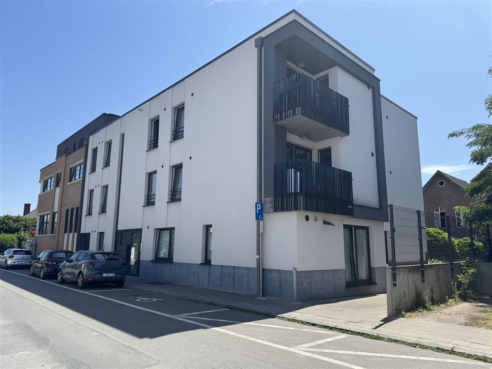 Appartement à JAMBES (1 chambre)