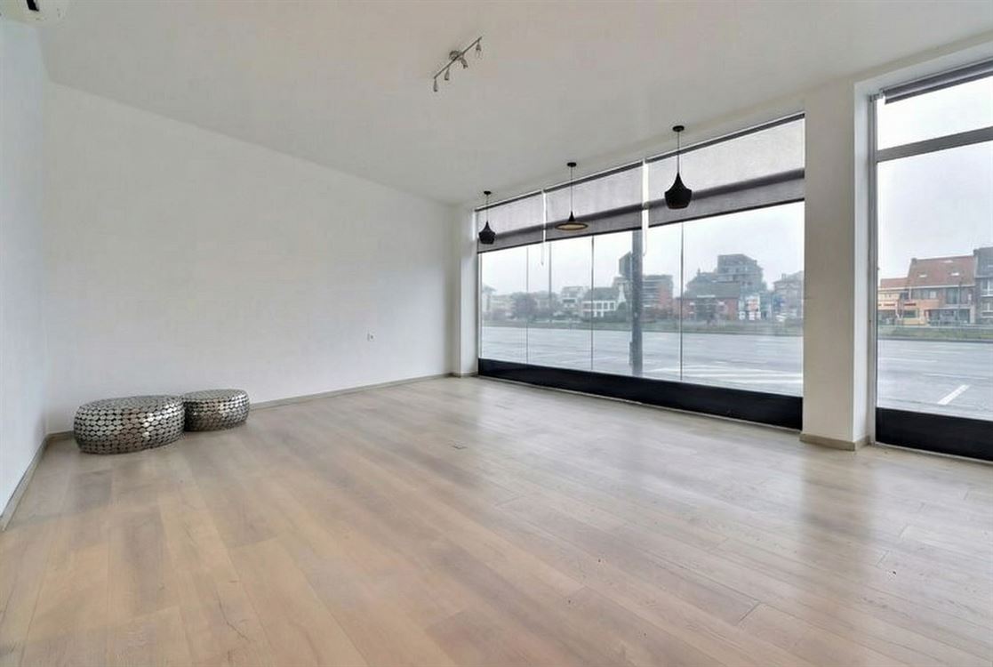 Local commercial à NAMUR (0 chambre)