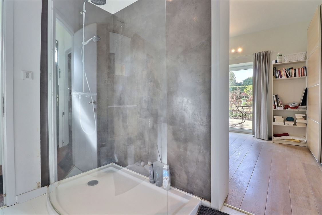 Villa/maison/ferme à BOIS-DE-VILLERS (6 chambres)