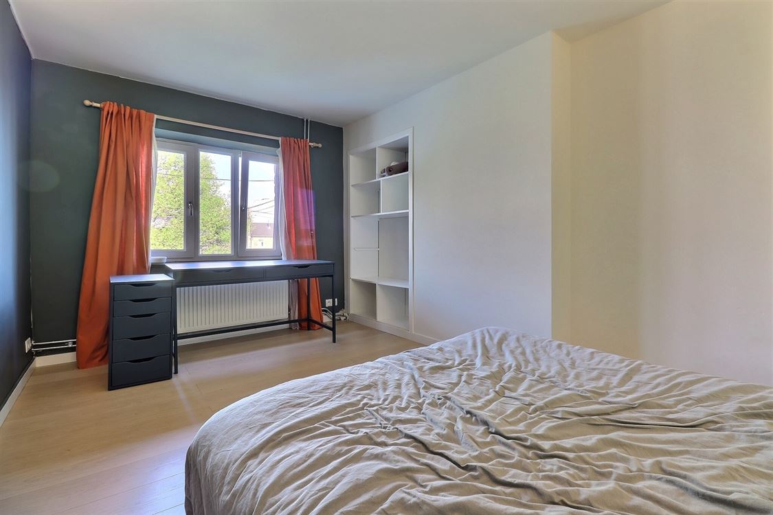 Villa/maison/ferme à BOIS-DE-VILLERS (6 chambres)