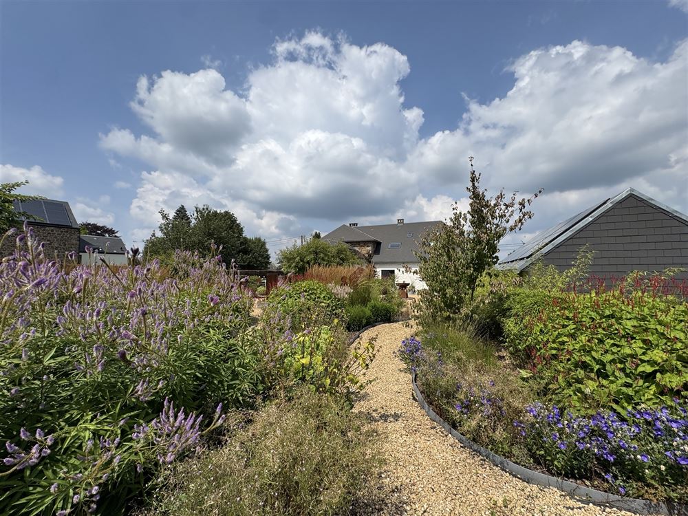 Villa/maison/ferme à BOIS-DE-VILLERS (6 chambres)