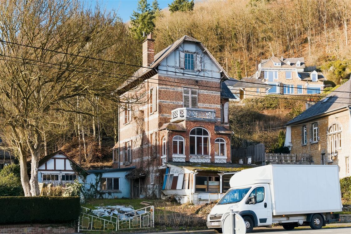 Villa/maison/ferme à Profondeville (4 chambres)