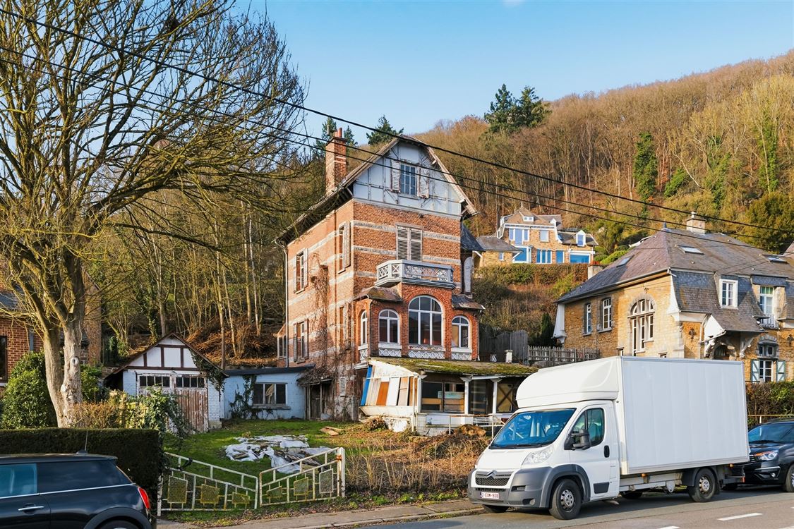 Villa/maison/ferme à Profondeville (4 chambres)