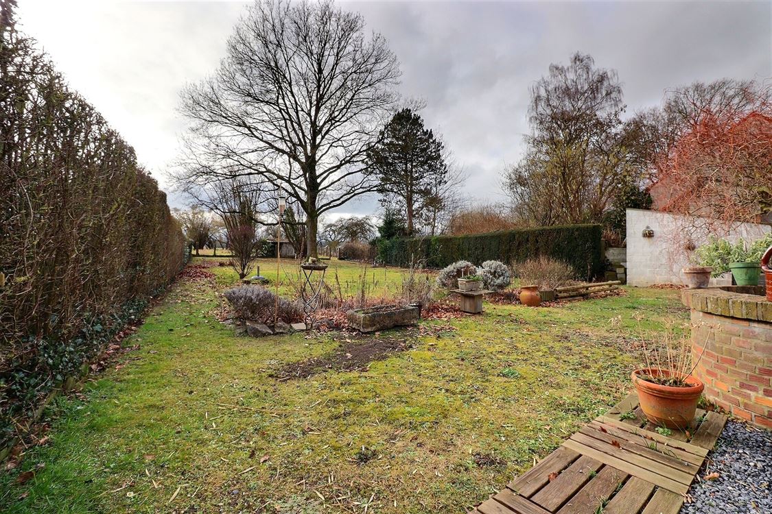 Villa/maison/ferme à Waret-L'évêque (3 chambres)