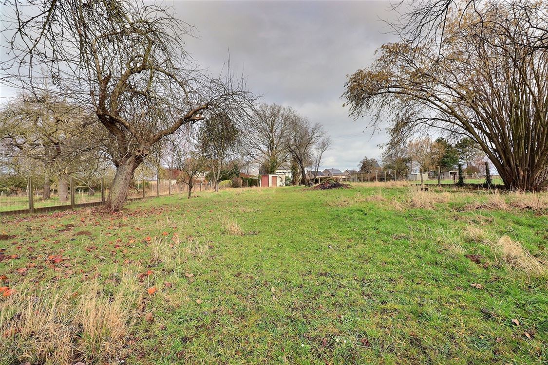 Villa/maison/ferme à Waret-L'évêque (3 chambres)