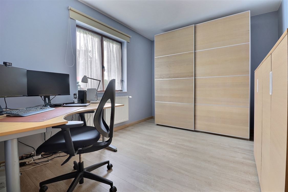 Villa/maison/ferme à Lustin (4 chambres)