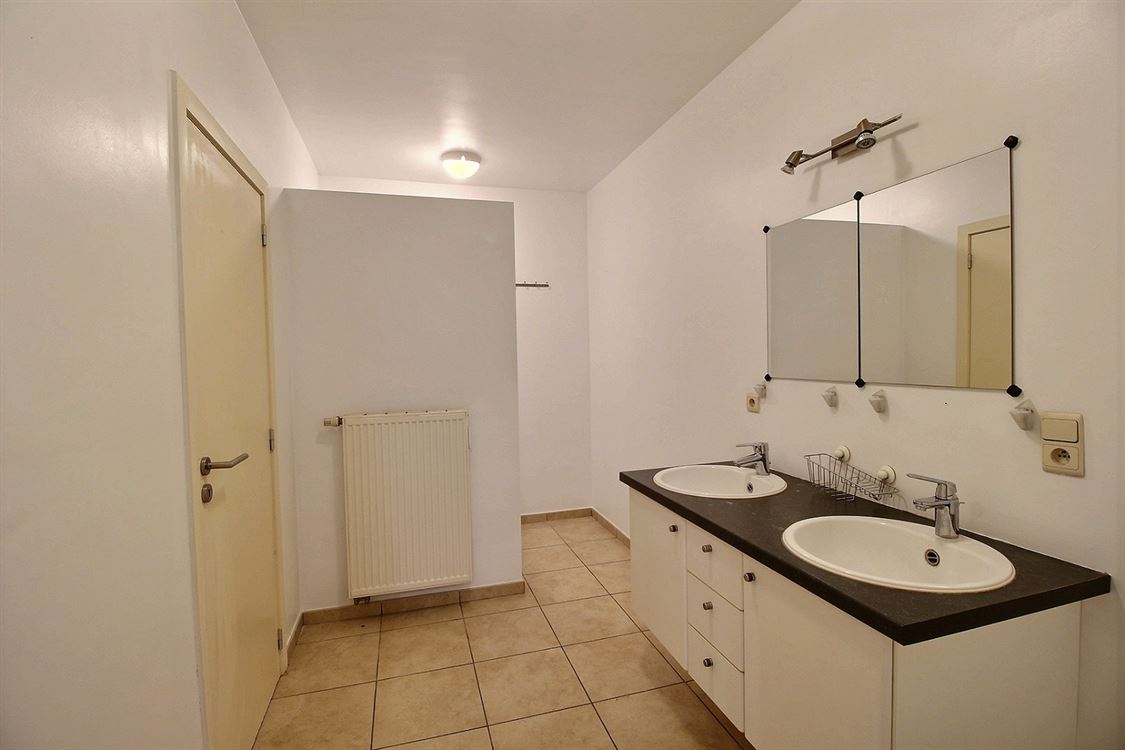 Appartement à FLOREFFE (2 chambres)