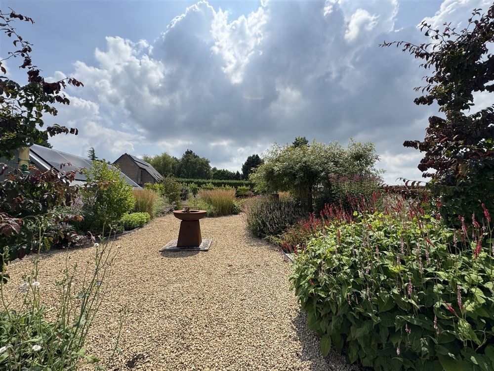Villa/maison/ferme à BOIS-DE-VILLERS (6 chambres)