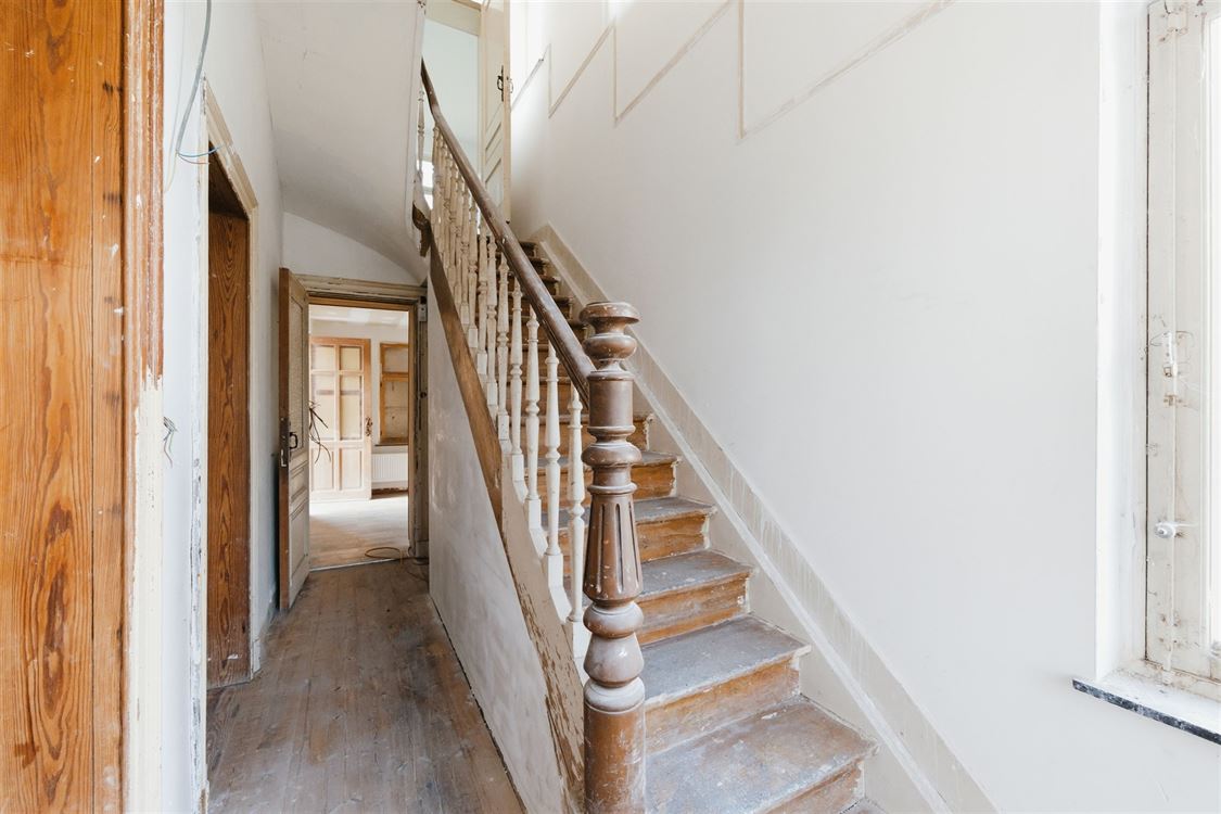 Villa/maison/ferme à Profondeville (4 chambres)