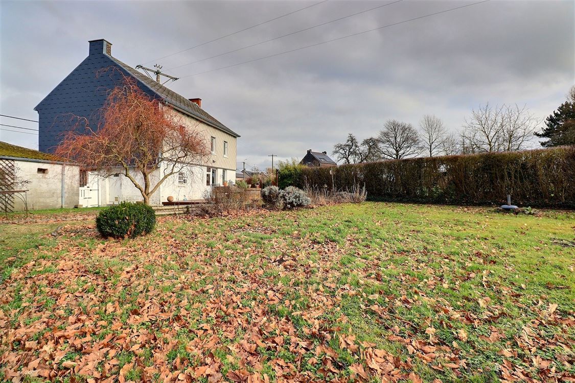 Villa/maison/ferme à Waret-L'évêque (3 chambres)
