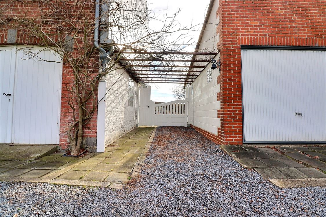 Villa/maison/ferme à Waret-L'évêque (3 chambres)