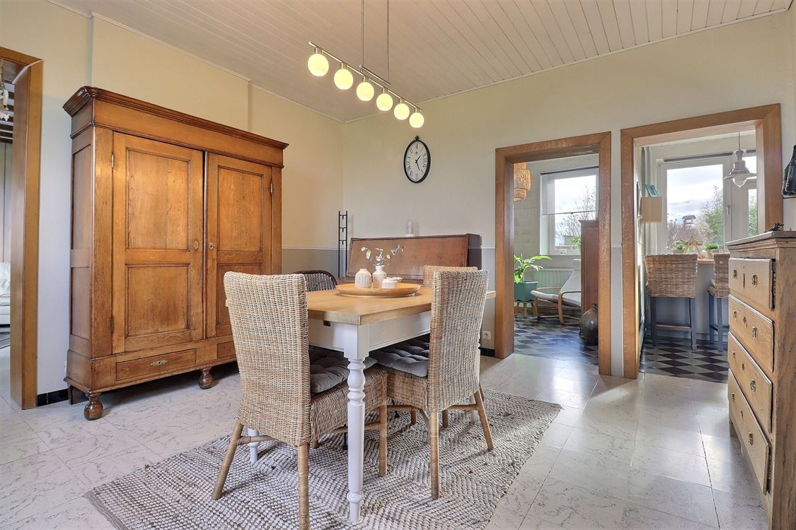 Villa/maison/ferme à Waret-L'évêque (3 chambres)