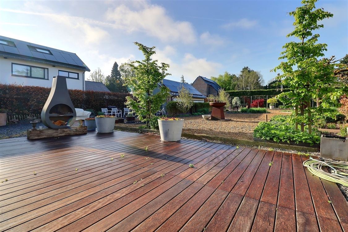 Villa/maison/ferme à BOIS-DE-VILLERS (6 chambres)