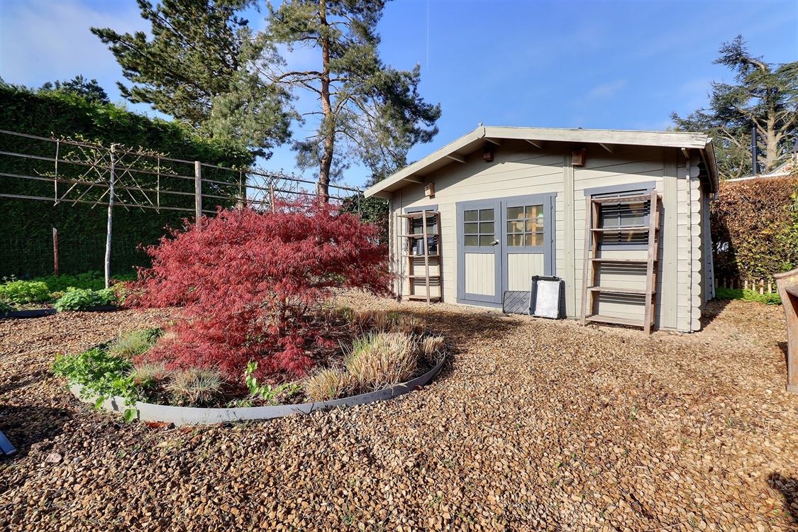 Villa/maison/ferme à BOIS-DE-VILLERS (6 chambres)