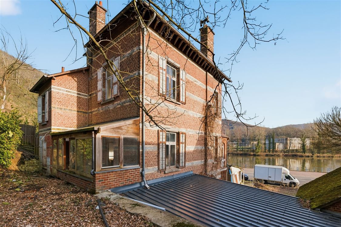 Villa/maison/ferme à Profondeville (4 chambres)