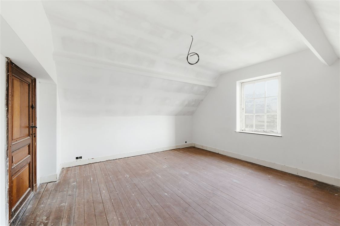 Villa/maison/ferme à Profondeville (4 chambres)