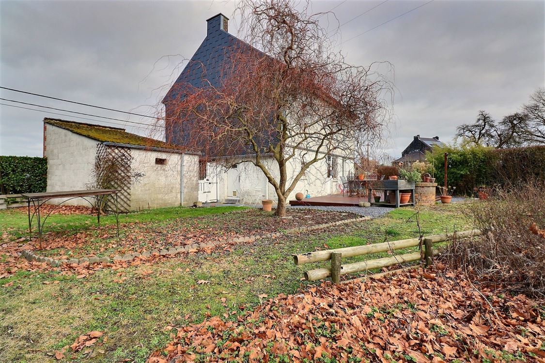 Villa/maison/ferme à Waret-L'évêque (3 chambres)