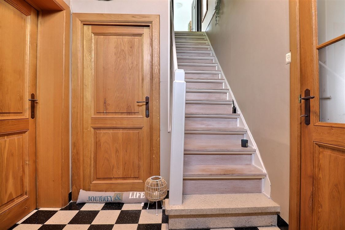 Villa/maison/ferme à Waret-L'évêque (3 chambres)