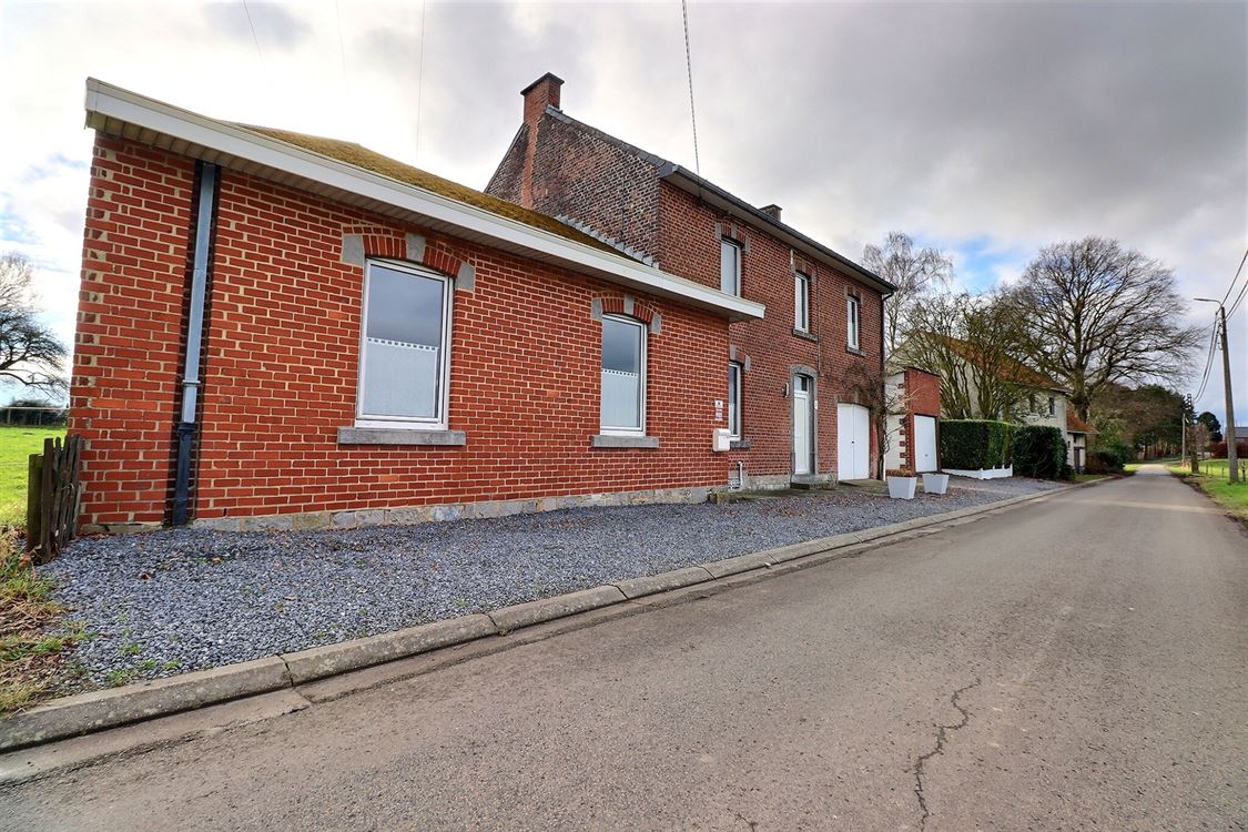 Villa/maison/ferme à Waret-L'évêque (3 chambres)