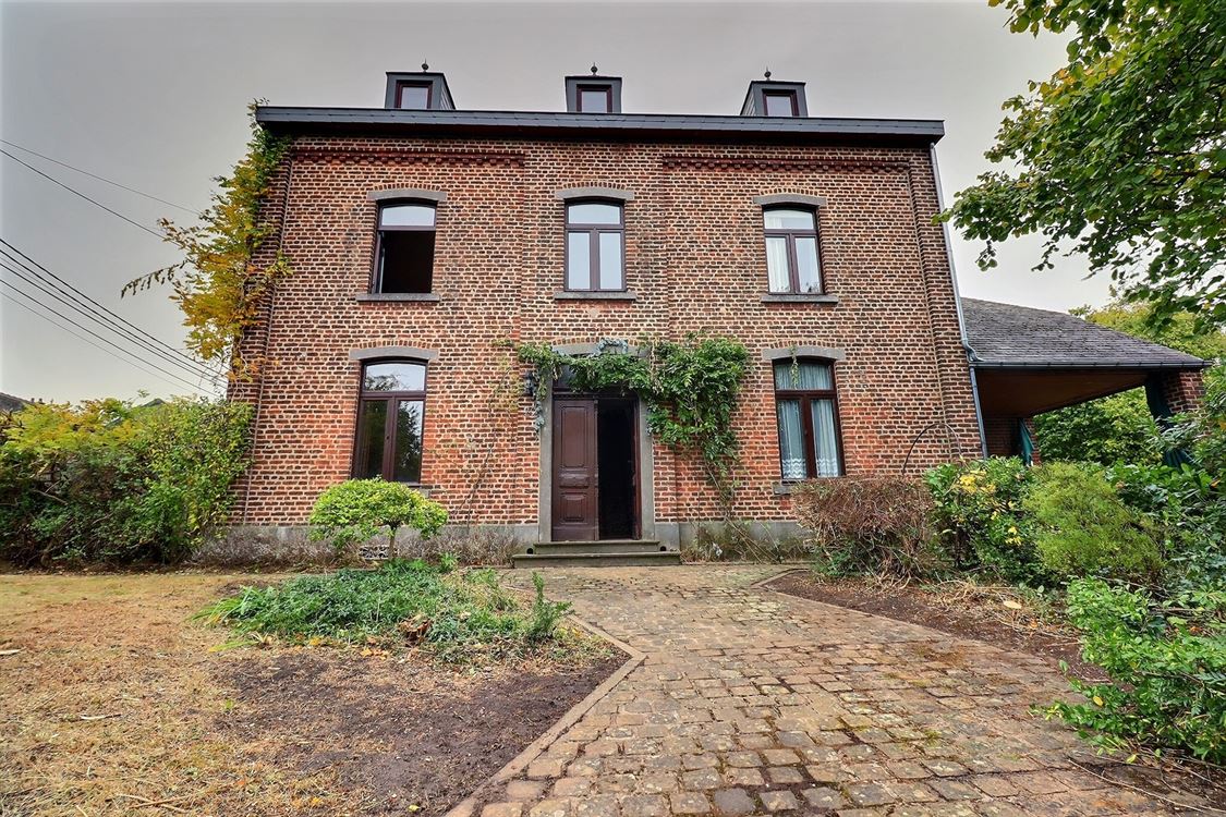 Villa/maison/ferme à SPY (3 chambres)