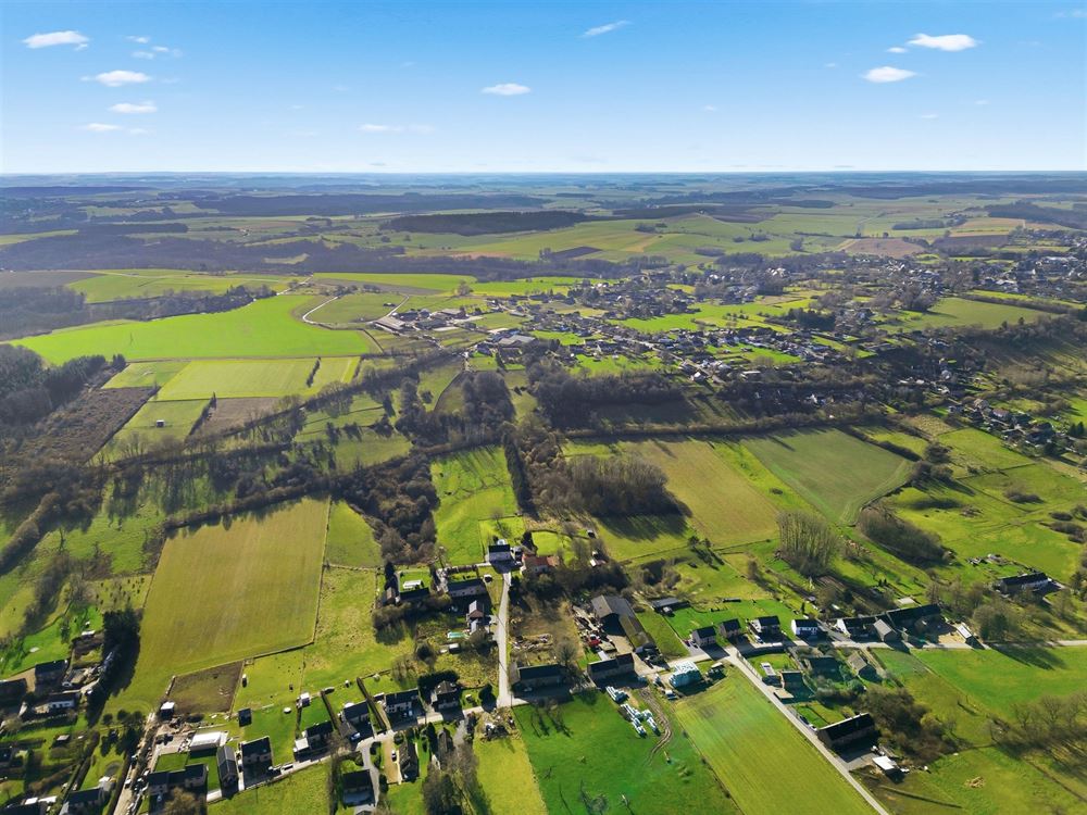 Villa/maison/ferme à Lesve (3 chambres)