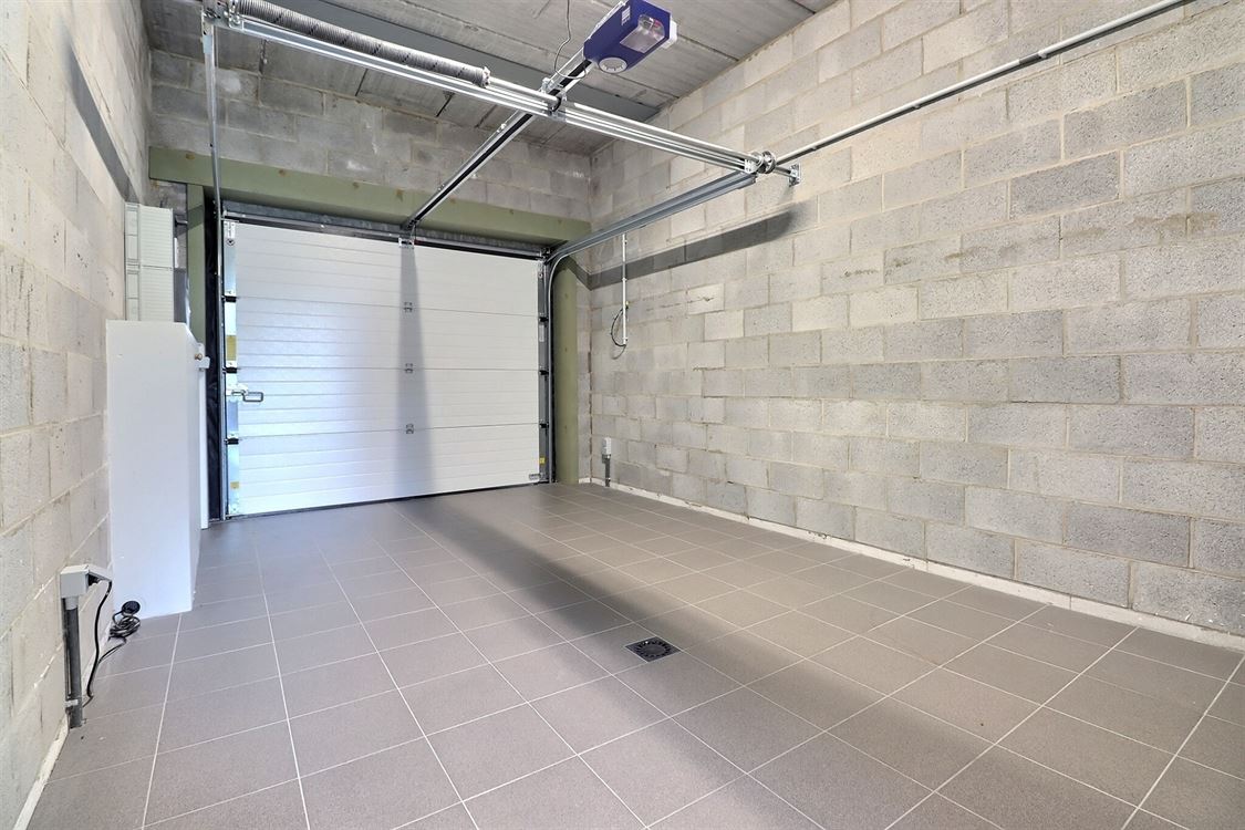 Villa/maison/ferme à ERPENT (3 chambres)