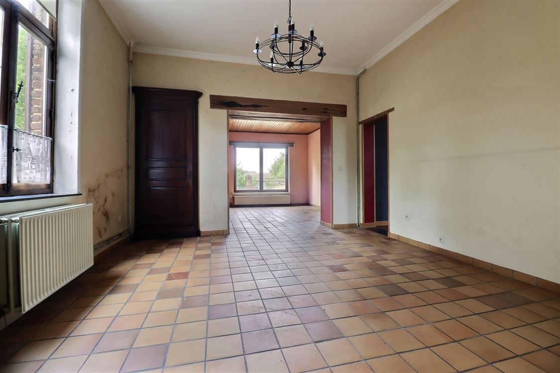 Villa/maison/ferme à SPY (3 chambres)