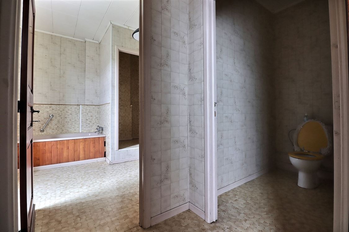 Villa/maison/ferme à SPY (3 chambres)