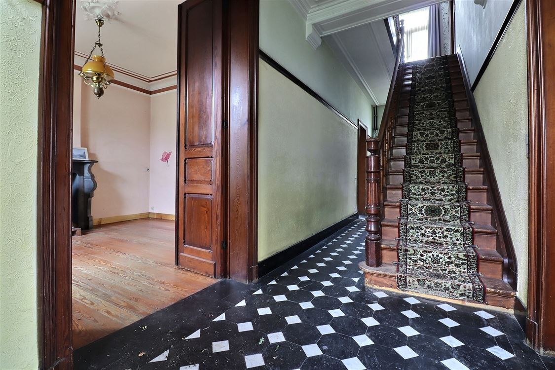 Villa/maison/ferme à SPY (3 chambres)