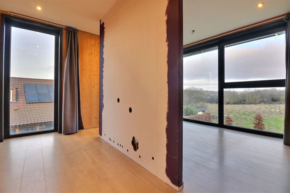 Villa/maison/ferme à Lesve (3 chambres)