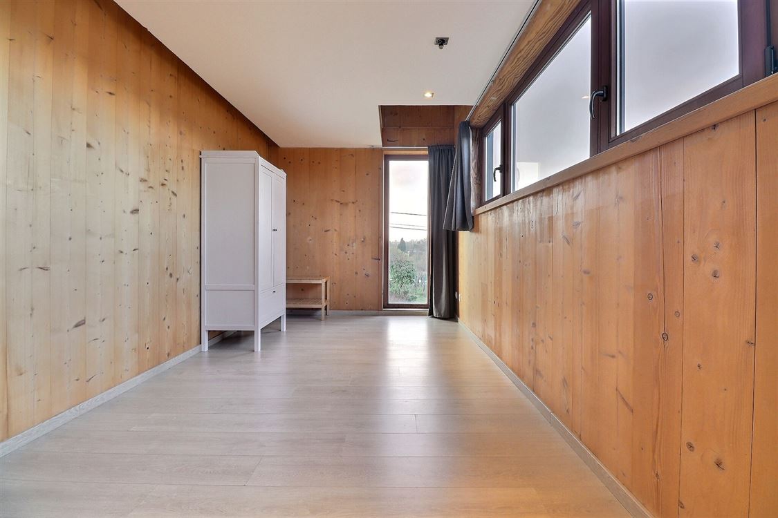 Villa/maison/ferme à Lesve (3 chambres)