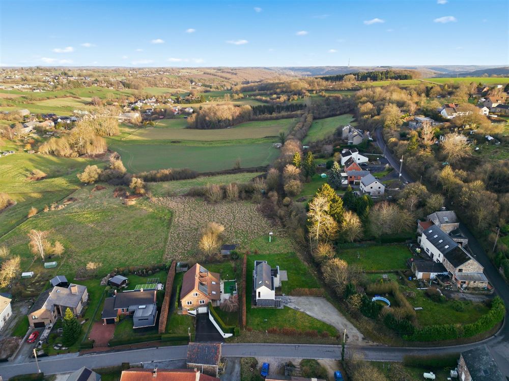 Villa/maison/ferme à Lesve (3 chambres)