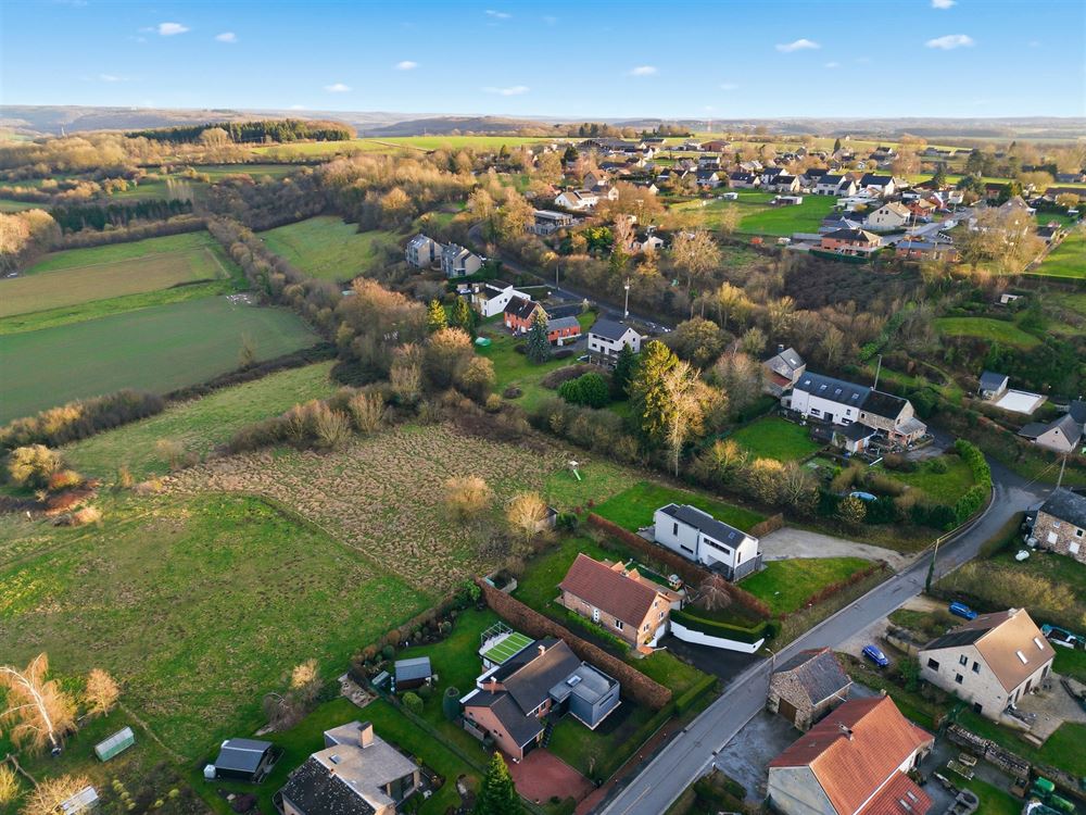 Villa/maison/ferme à Lesve (3 chambres)