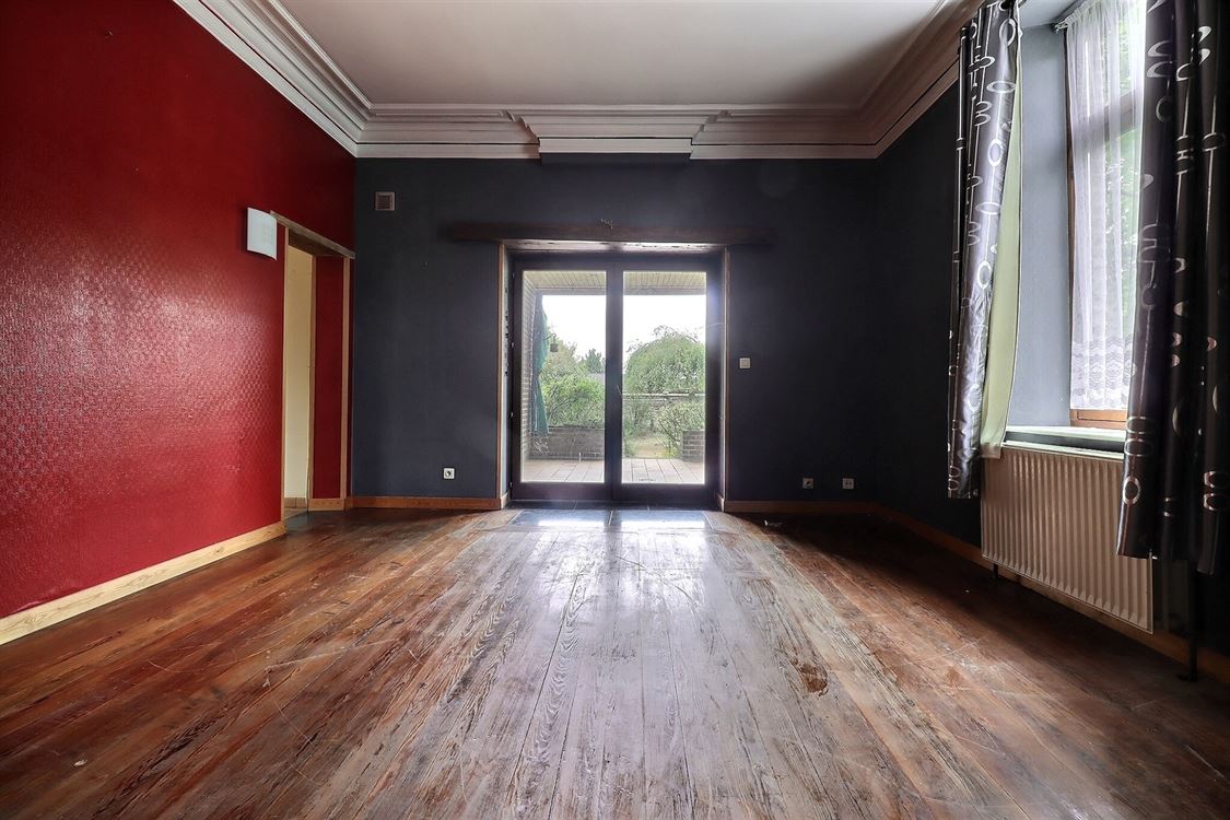 Villa/maison/ferme à SPY (3 chambres)