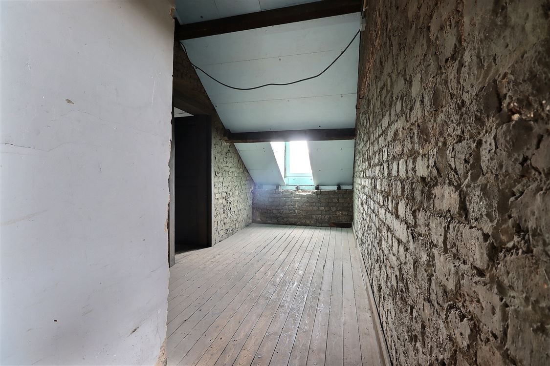 Villa/maison/ferme à SPY (3 chambres)