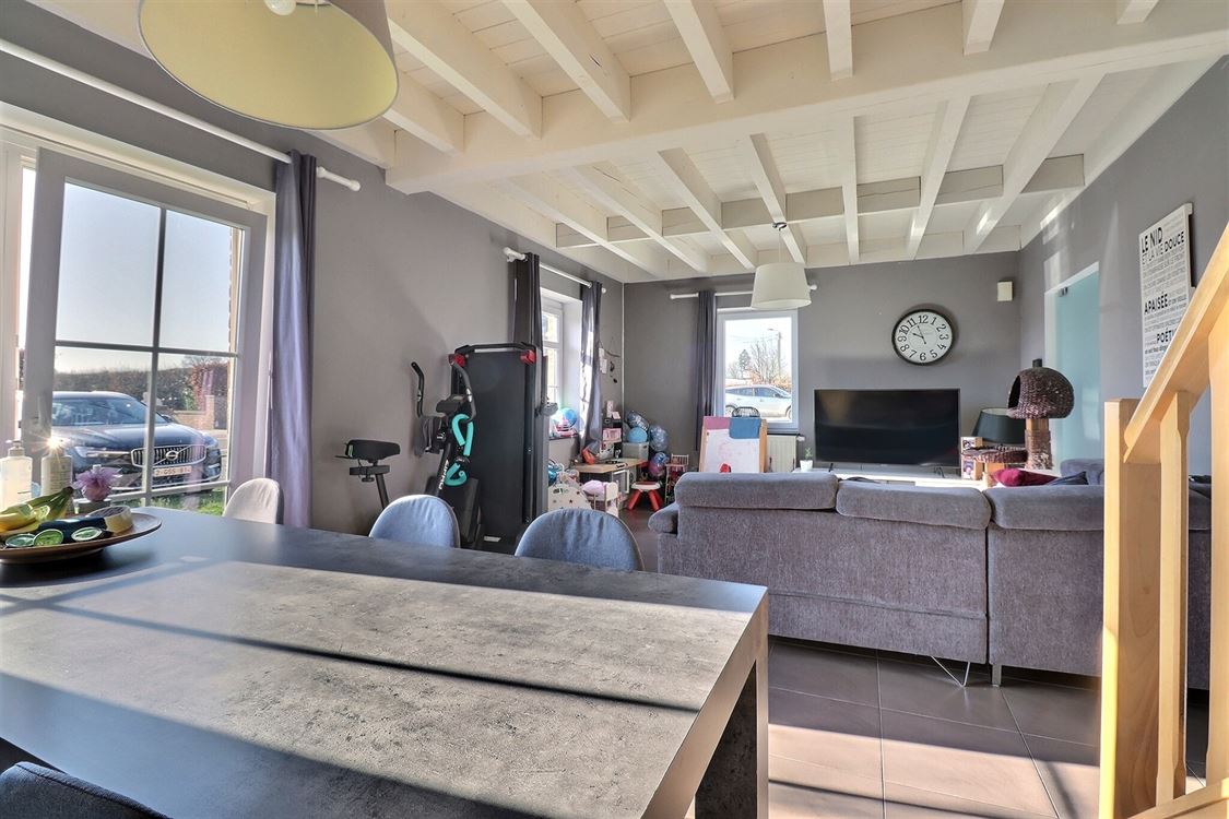 Villa/maison/ferme à Bois-De-Villers (3 chambres)