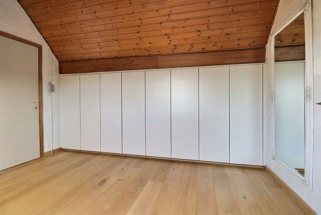Appartement à JAMBES (1 chambre)