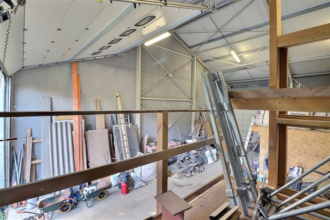 Immeuble de rapport à MARCHOVELETTE (0 chambre)