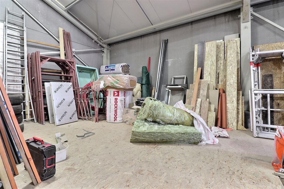 Immeuble de rapport à MARCHOVELETTE (0 chambre)